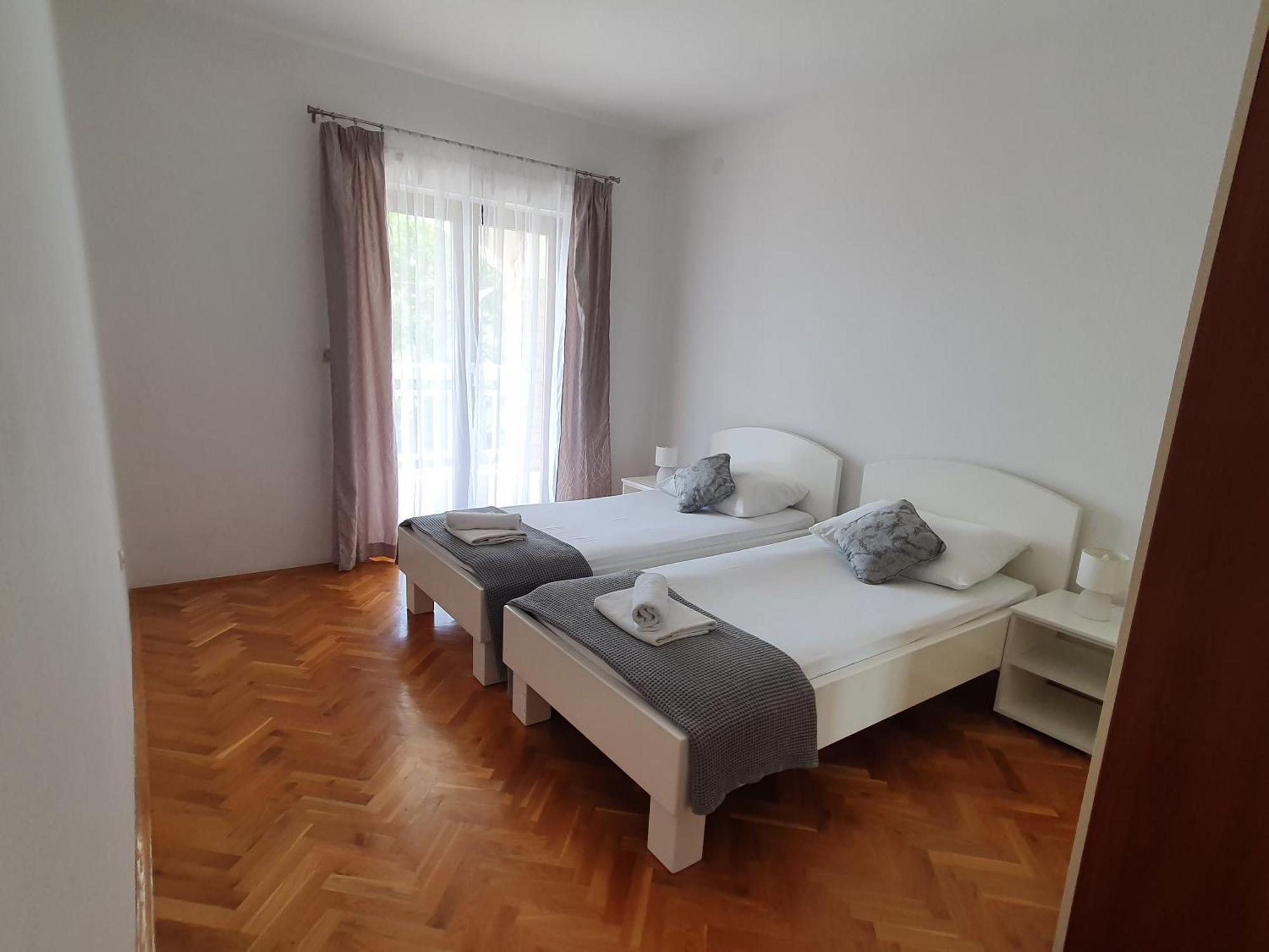 Apartmani Ante Jasenice  Ngoại thất bức ảnh