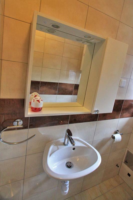 Apartmani Ante Jasenice  Ngoại thất bức ảnh